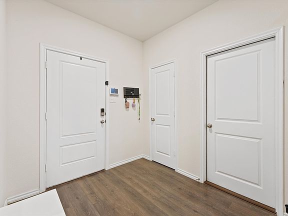 5th image of 1403 Thunder Canyon Way
