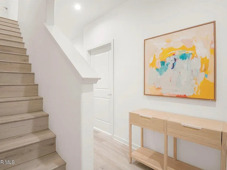 353 Rendar Ln — Photo 22