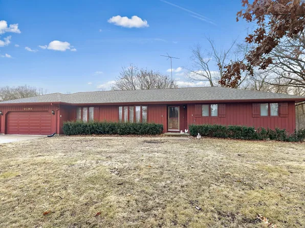 14N206 Highland Ave, Elgin, IL 60124