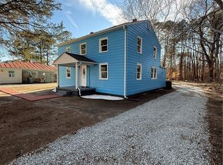21426 Main St, Courtland, VA 23837