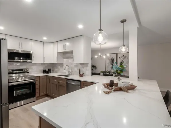 13609 E Cornell Avenue #208, Aurora, CO 80014