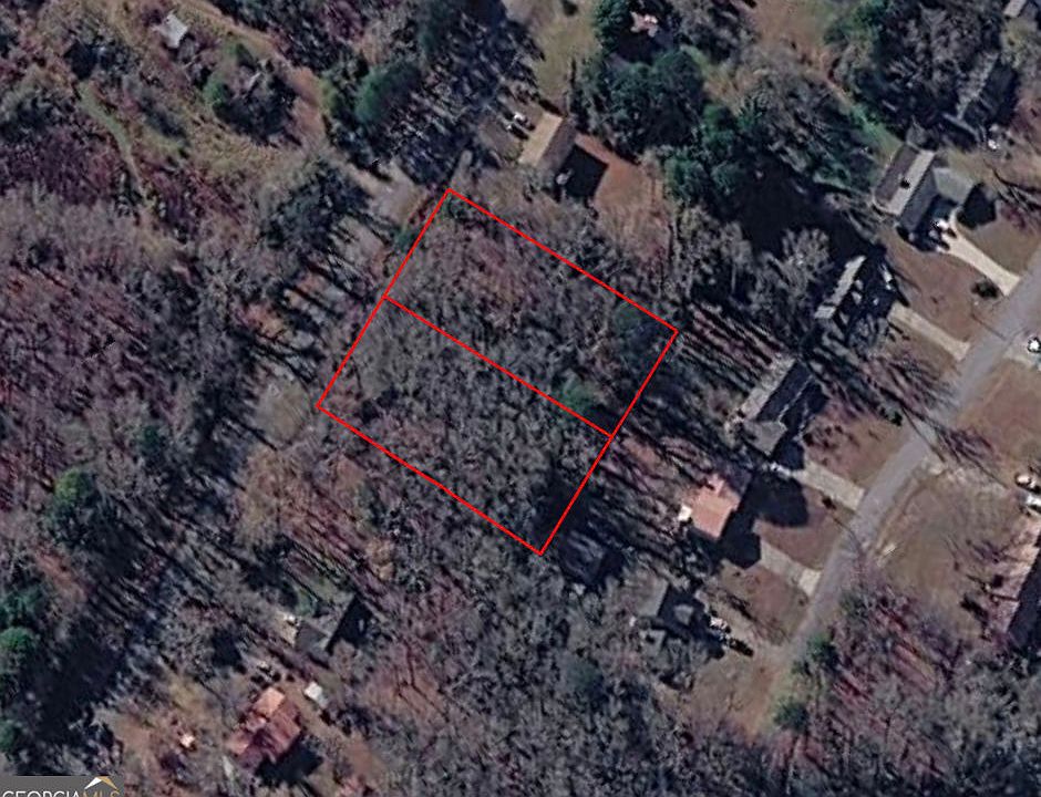 2nd image of 2842 Drowning Creek Rd