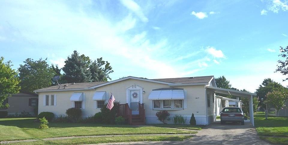 1st image of 11 Harmony Cir
