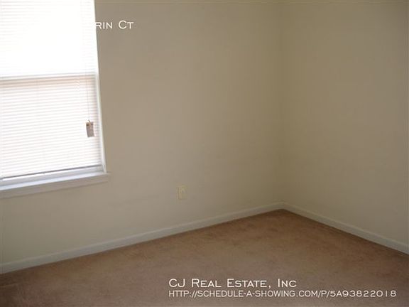4th image of 1509 NE Erin Ct