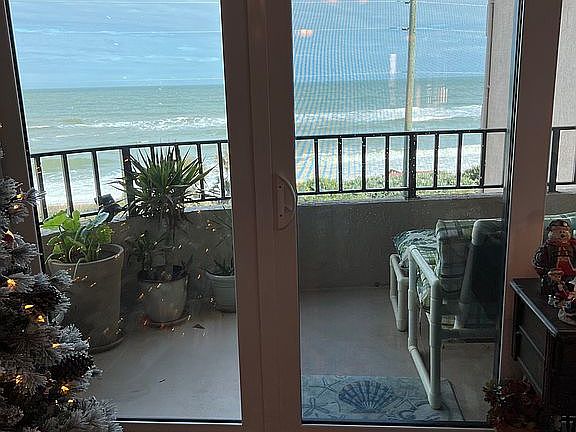 LR Balcony