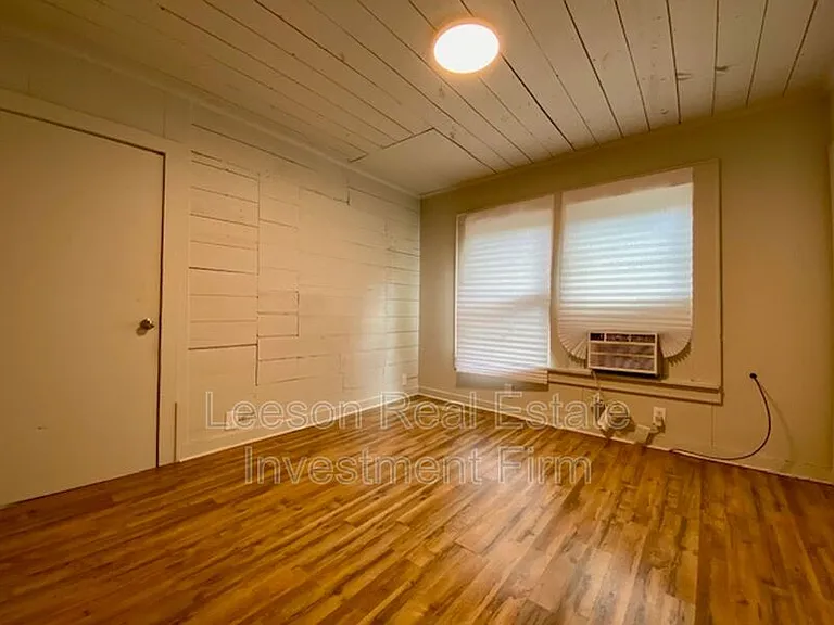 1416 Natalie St — Photo 14