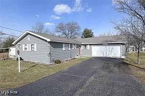 1373 Military Rd