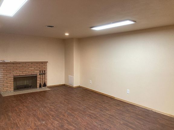 3rd image of 2245B Briggs St #B