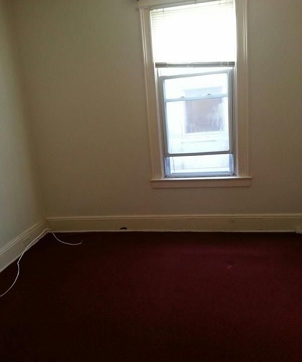 2nd image of 7117 67th St