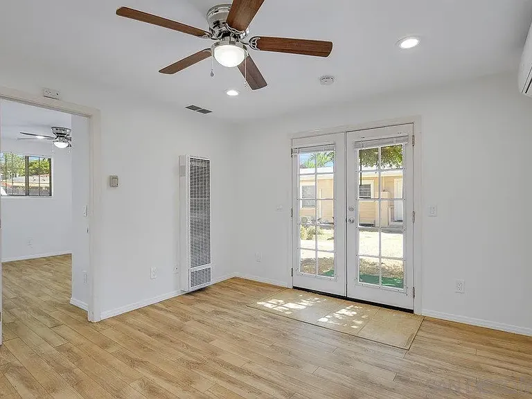 4618 Marlborough Dr #1/2 — Photo 7