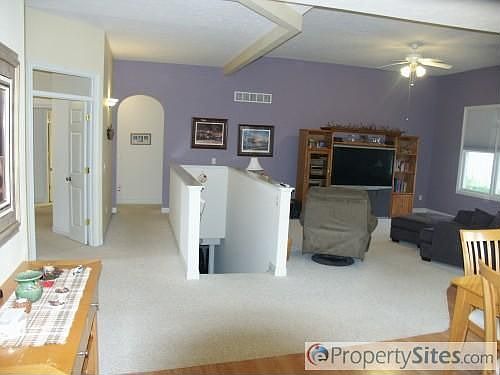 3rd image of 27742 Manchester Cir