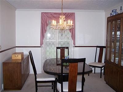 5th image of 2939 Southwood Dr