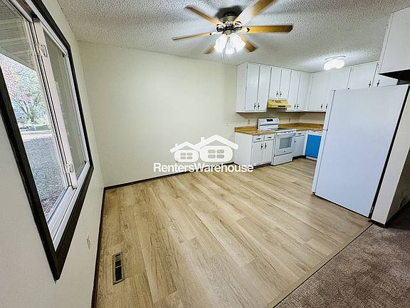 4th image of 417 Butler Ave E