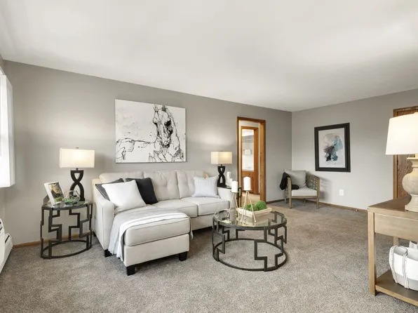 Brentwood Park Townhomes