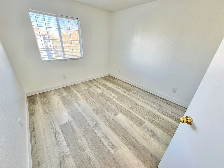9511 Spring Blush Ave — Photo 19