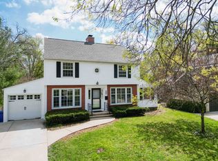 132 Kensington Dr, Madison, WI 53704