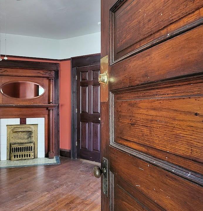 Entry into the residence