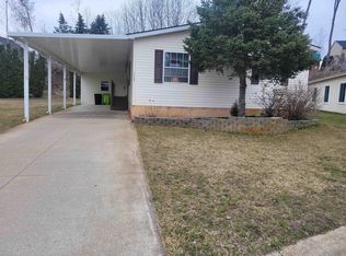328 Cranberry Beach Blvd, White Lake, MI