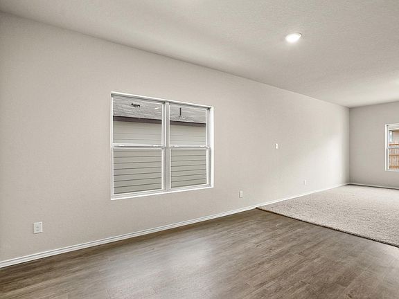 4th image of 13510 Eden Park