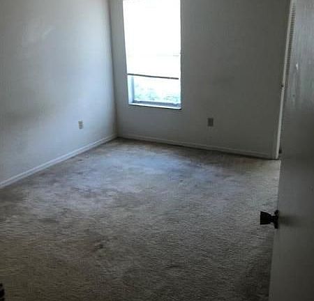 2nd image of 1401 Village 1926 Blvd