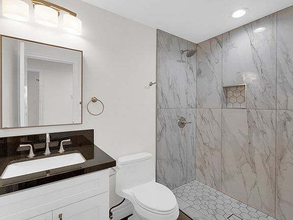 2nd image of 1393 Park Hill Ln #3