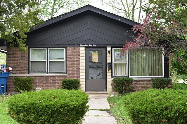 2nd image of 3145 Butler Ave