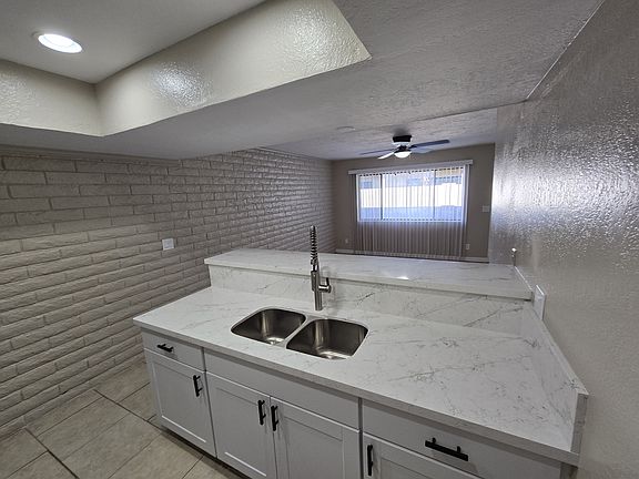 5th image of 82 W Southern Ave APT A