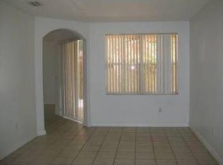 17125 SW 38th St, Hollywood, FL 33027