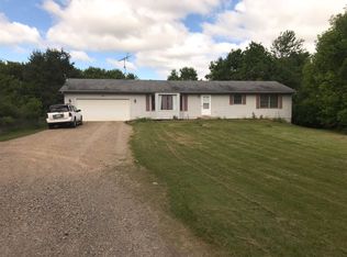 8890 Woodbury Rd, Laingsburg, MI 48848
