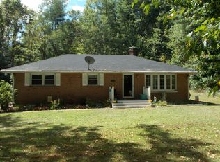 269 Tanite Rd, Stroudsburg, PA 18360