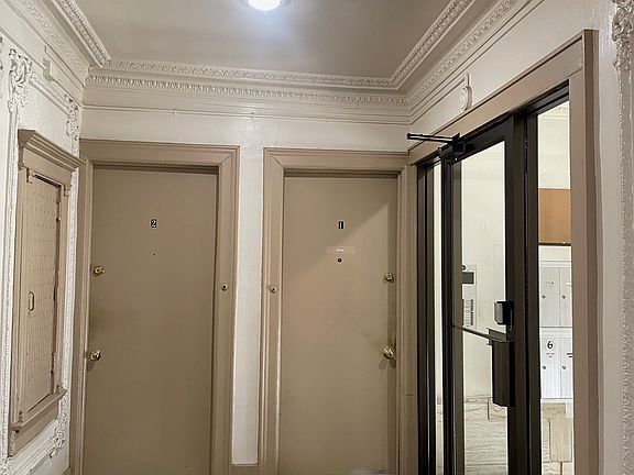 3rd image of 734-736 Kearny Ave #2