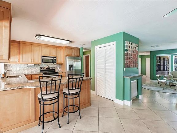 5th image of 472 Palm River BLVD