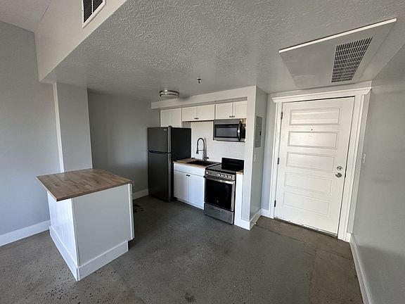 3rd image of 7 E 400 S APT 507