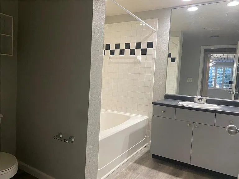 520 S Armenia Ave #1228 — Photo 6