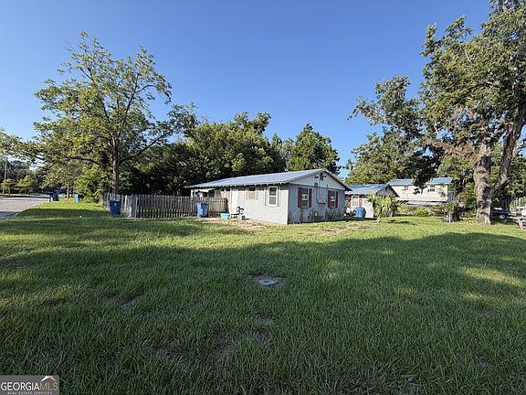 2nd image of 2208-2210 2212 K St