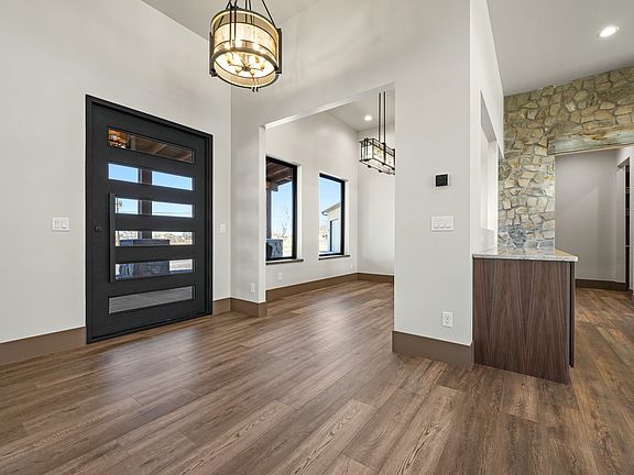 2nd image of 868 23 Rd