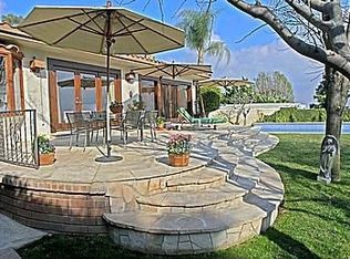 2511 N Carman Crest Dr, Los Angeles, CA 90068