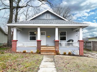 1130 S Weaver Ave, Springfield, MO 65807