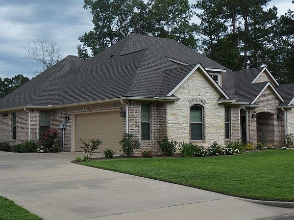 3rd image of 206 Mission Hills Dr
