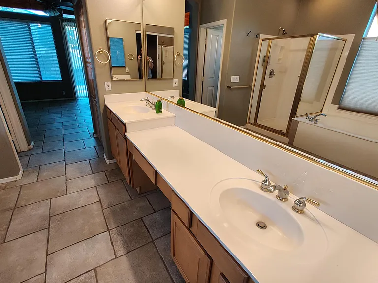 7057 W Greenbriar Dr — Photo 65