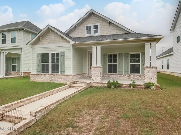 133 Grande View Dr, Biloxi, MS 39531