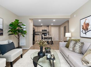 Jardin Apartments, Saint Albert, AB T8N 8B1
