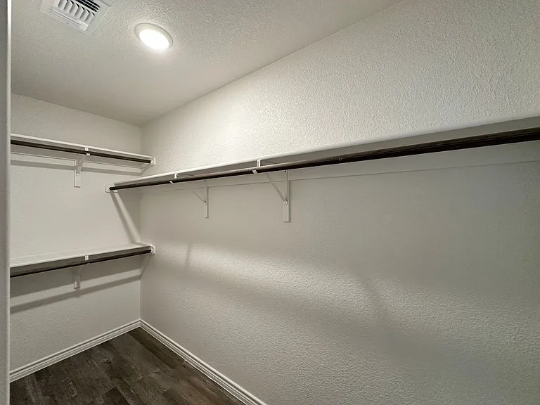 121 Dolphin Dr — Photo 27