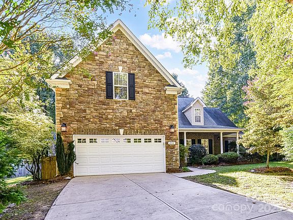2nd image of 2216 Annabel Ct
