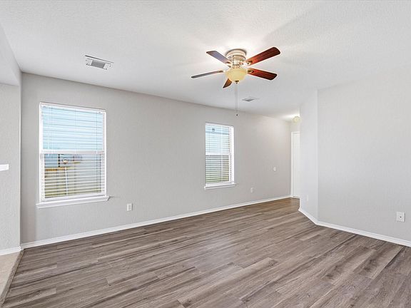 4th image of 6830 Oleander Grove Way