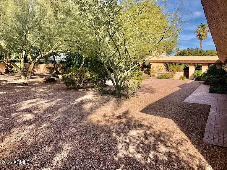 4800 E Mountain View Rd — Photo 31