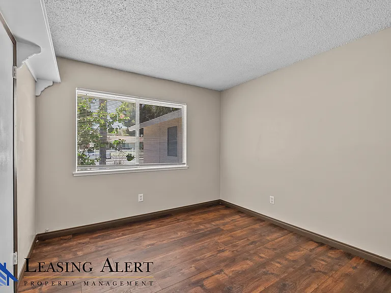 29238 Florabunda Rd — Photo 11