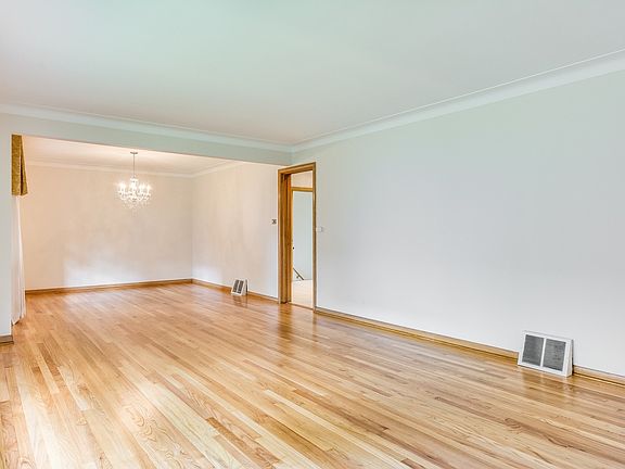 4th image of 9210 S Lawndale Ave