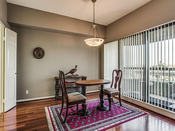 4th image of 2001 Holcombe Blvd Unit 502