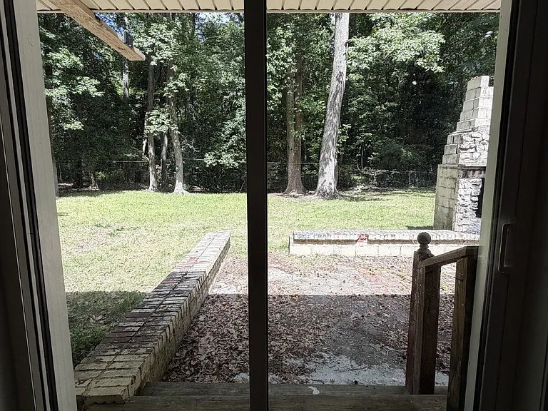 721 Hooker Rd — Photo 5